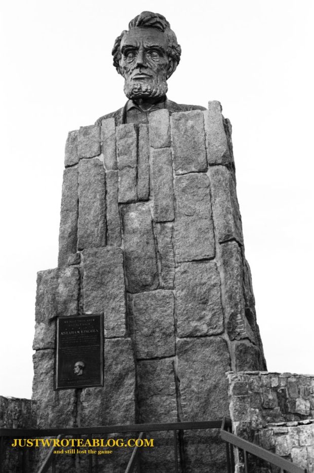 Photo of the Lincoln Monument along the U.S. Interstate 80