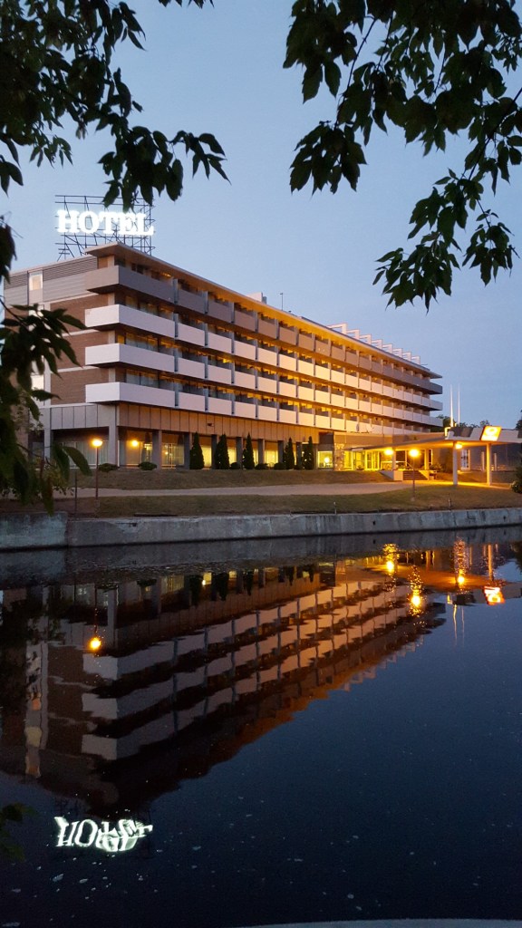 The Econo Lodge Hotel, Smiths Falls, ON